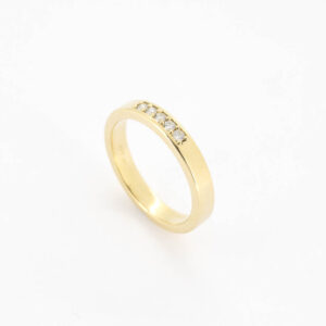 Brillanten Reihenring